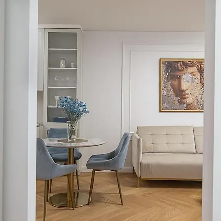 아파트 Stylish With Balcony By Urban Rent 빌뉴스